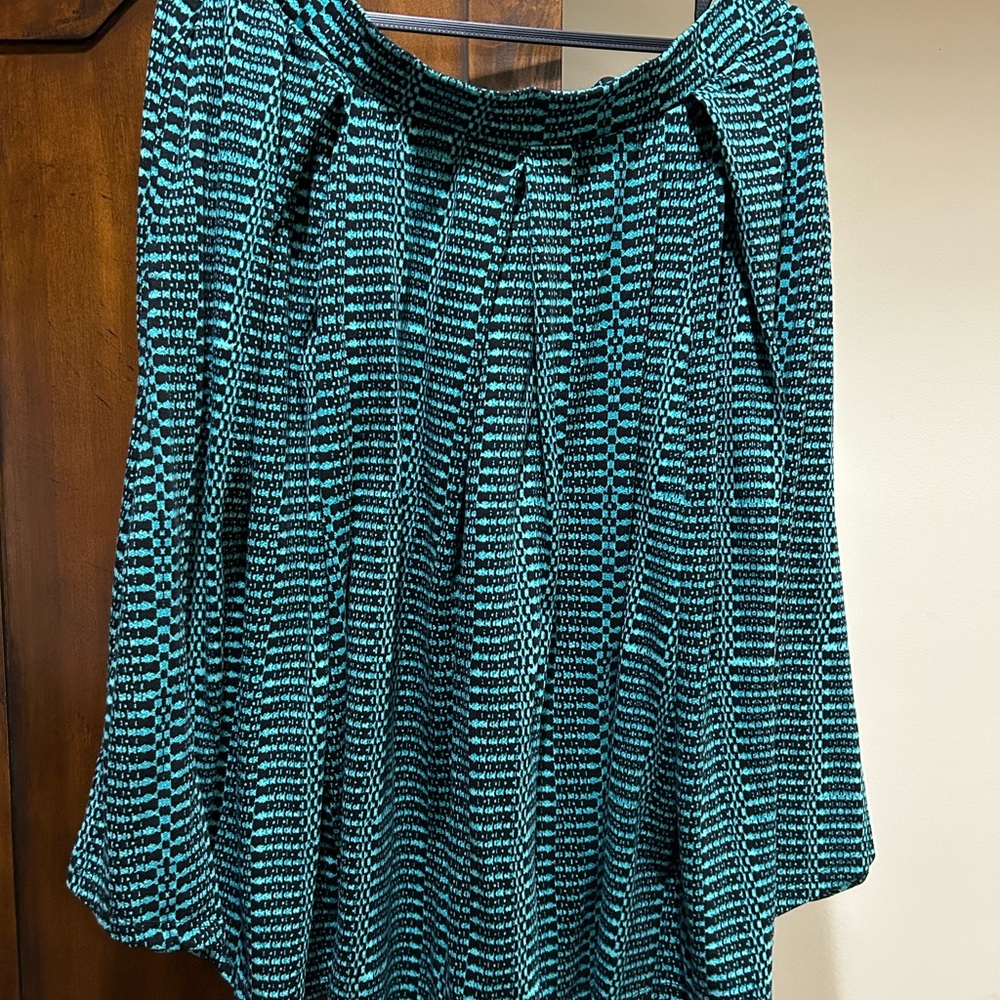 LuLaRoe Black and Teal Patterned Skirt
